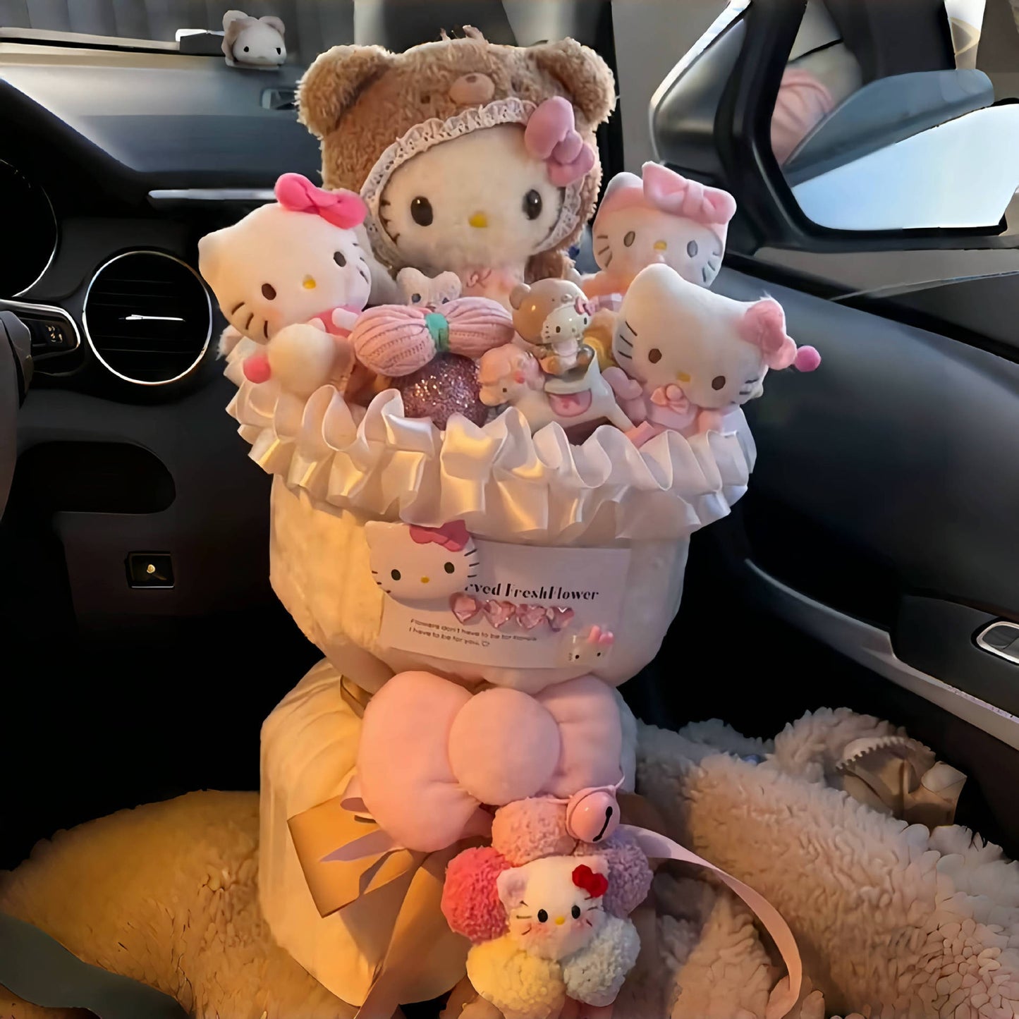 Christmas Valentine's Day Gift for Girlfriend or Best Friend Birthday Present Plush Toy Cartoon Doll Kitty Stuffed Animal Flower Bouquet Set