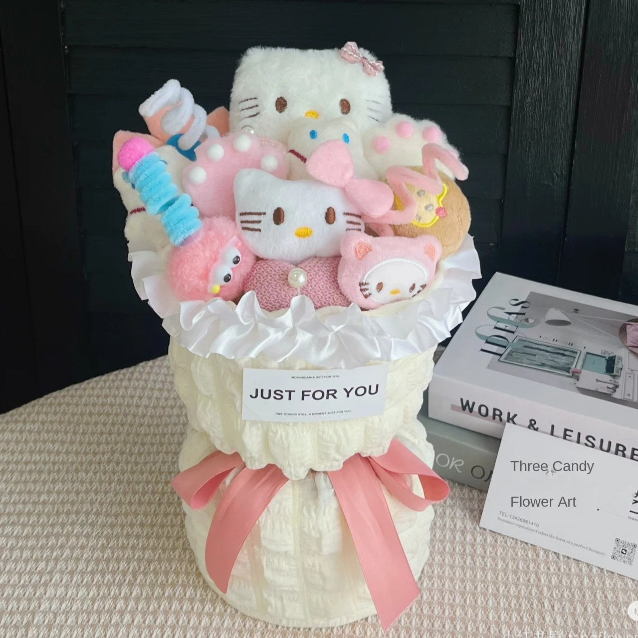 Christmas Valentine's Day Gift for Girlfriend or Best Friend Birthday Present Plush Toy Cartoon Doll Kitty Stuffed Animal Flower Bouquet Set