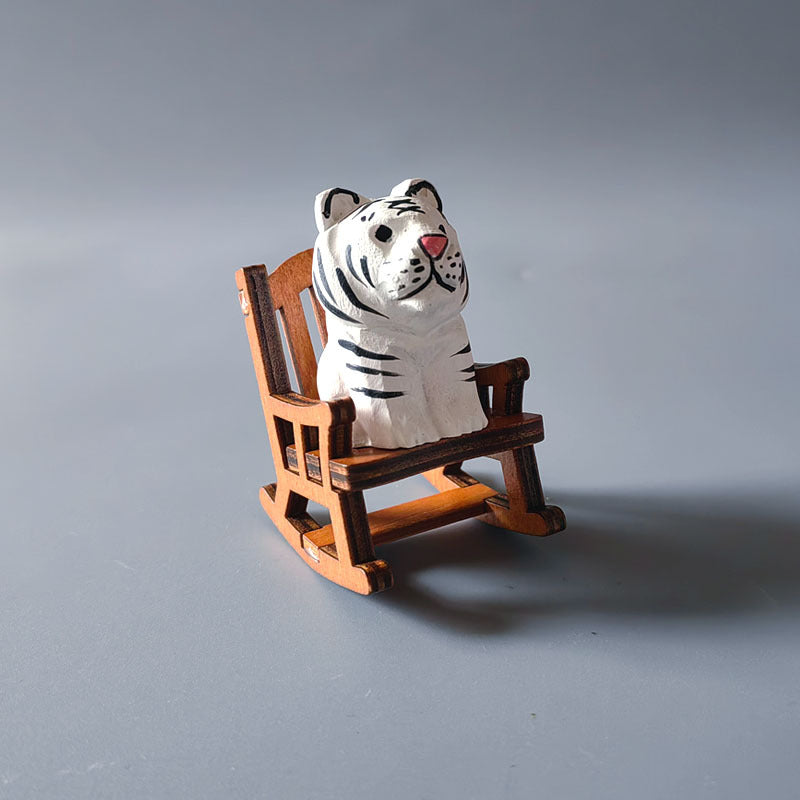 Wooden carving ornaments solid wood handmade carving Shiba Inu kitten decoration